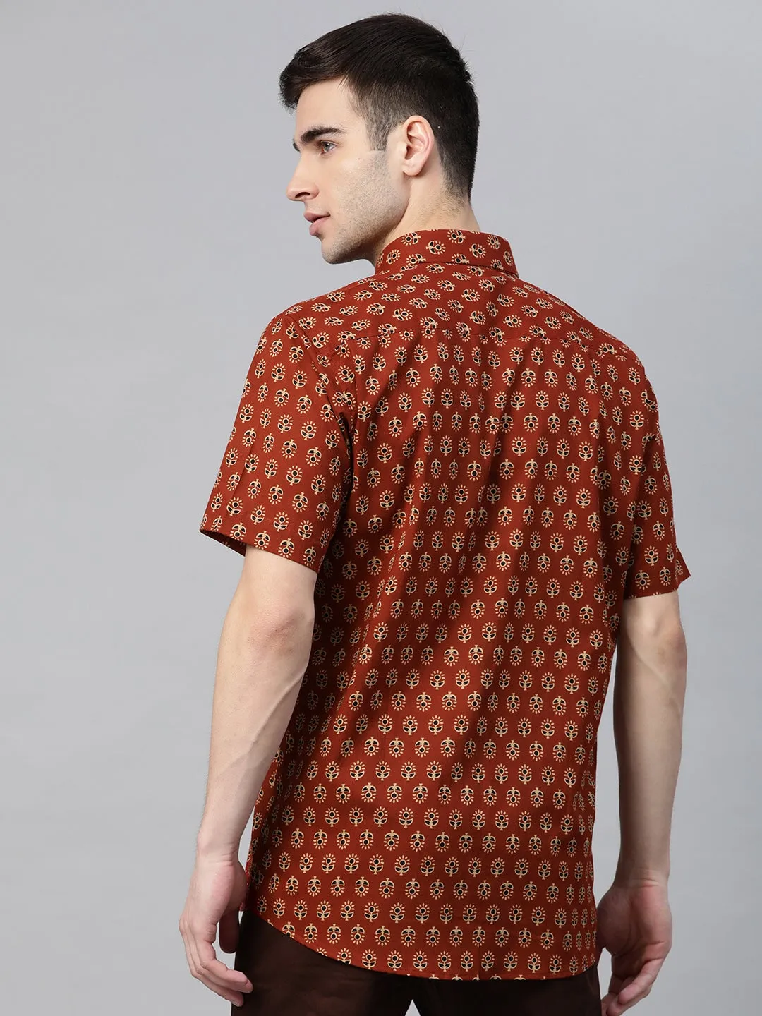 Men's Maroon Cotton Half Sleeves Shirt - Taantav